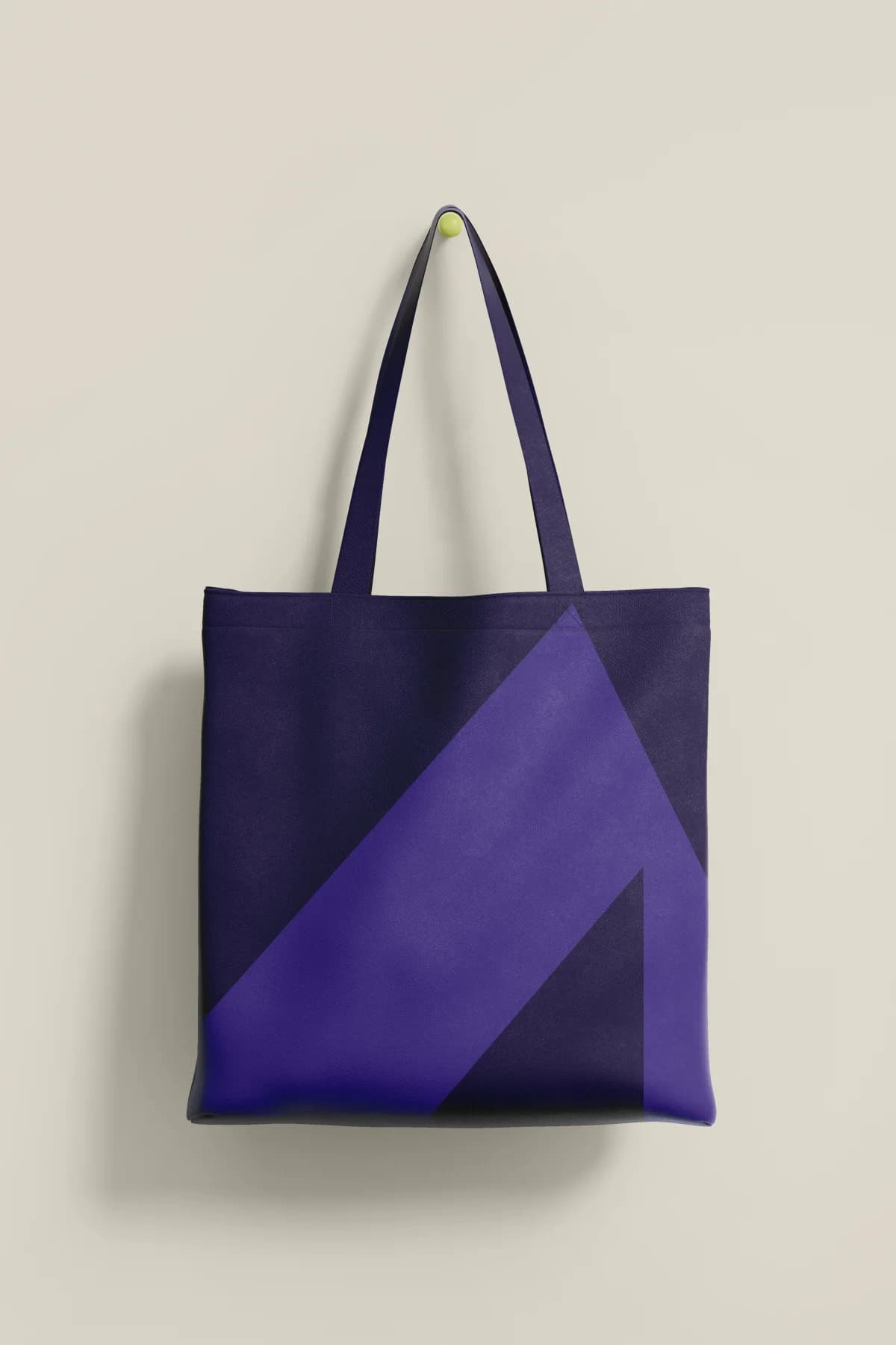 Tote bag featuring VNT Agencia's identity